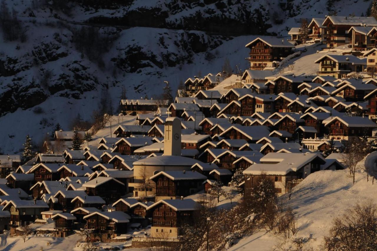 Gemutliche Wohnung Mit Traumaussicht! Альбинен Экстерьер фото